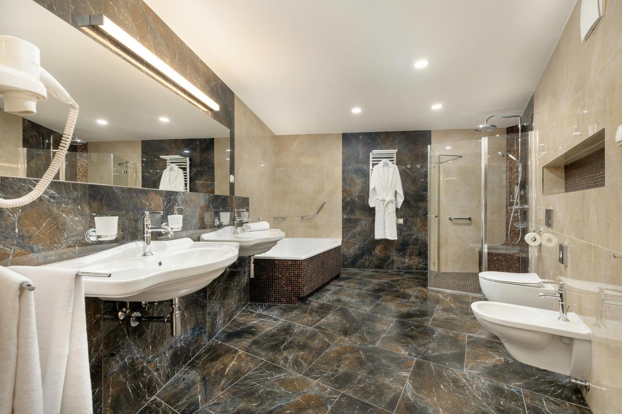 Juvena Hotel Wellness & Spa Adults Only Мендзыводзе Экстерьер фото